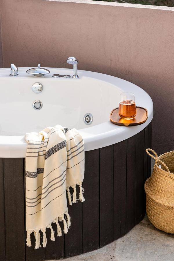 Ferienwohnung für 2 Personen, mit Ausblick und Pool sowie Garten auf Skiathos - 4