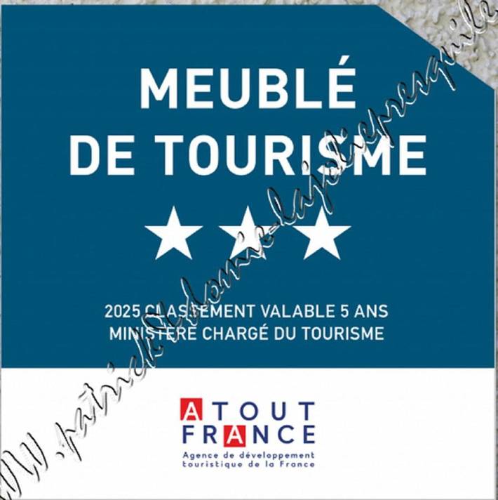 Gîte pour 4 personnes, avec vue et piscine ainsi que jardin et bassin pour enfant dans Plage La Badine - 4