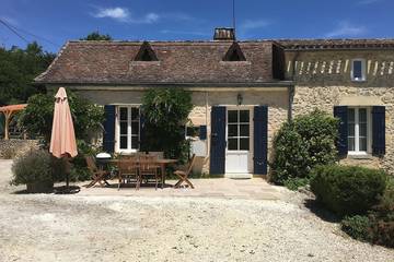 Gîte pour 5 personnes, avec terrasse et jardin à Fougueyrolles