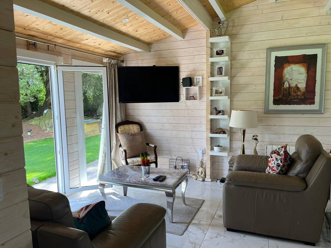 Cosy Cabin Hideaway, 3 km von Cavan Town entfernt in County Cavan