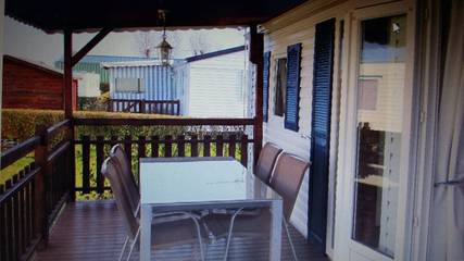 Camping pour 6 personnes, avec terrasse et piscine dans le Morbihan