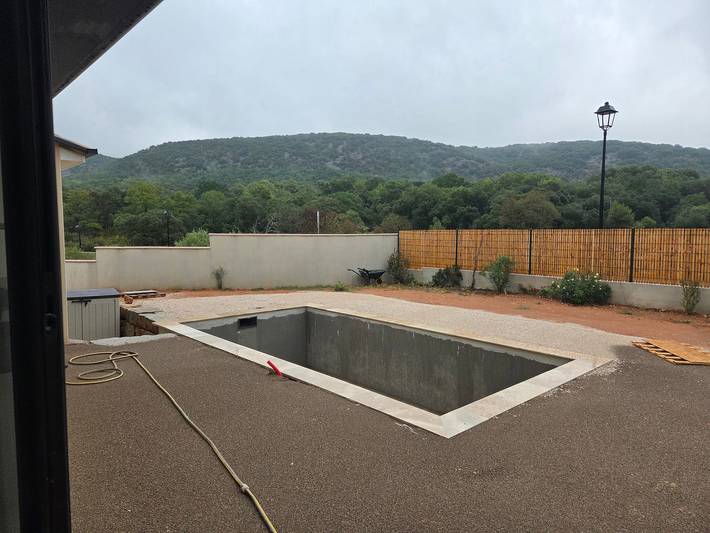 Maison de vacances 'La Villa De Jade' avec vue sur la montagne, Wi-Fi et climatisation in Murles, Côte méditerranéenne (France)