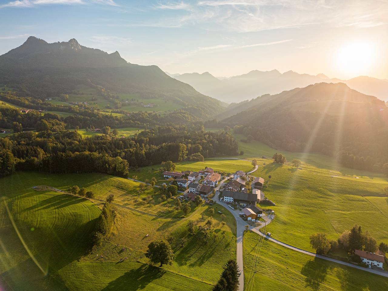 Ganze Ferienwohnung, Fischerhof Samerberg - Auszeit mit Bergblick & Balkon - Ferienwohnung Jagastubn für max. 2 Personen in Samerberg, Bayerische Alpen