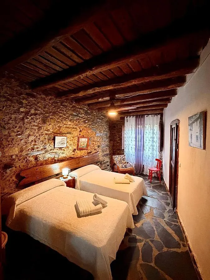 Appartement de vacances pour 8 personnes, avec vue ainsi que vue sur le lac et terrasse, animaux acceptés - 1