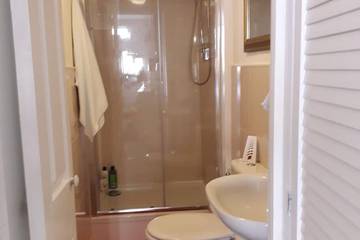 Bungalow for 2 People in Shropshire, West Midlands, Photo 3