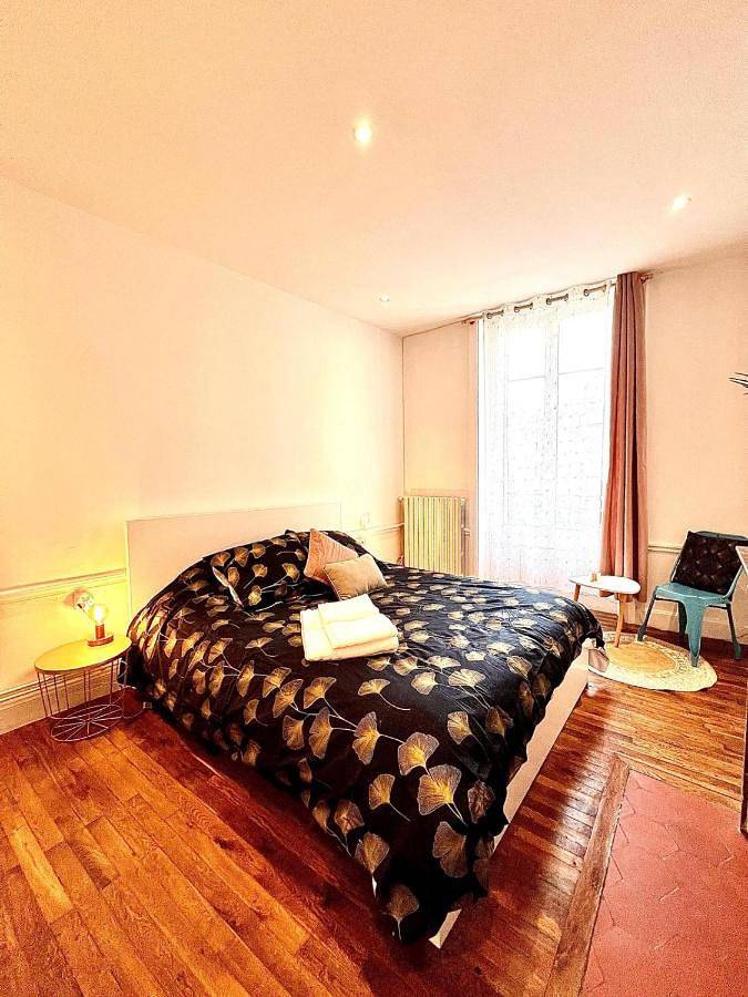 Appartement entier, Suite en ville in Aurillac, Région d'Aurillac