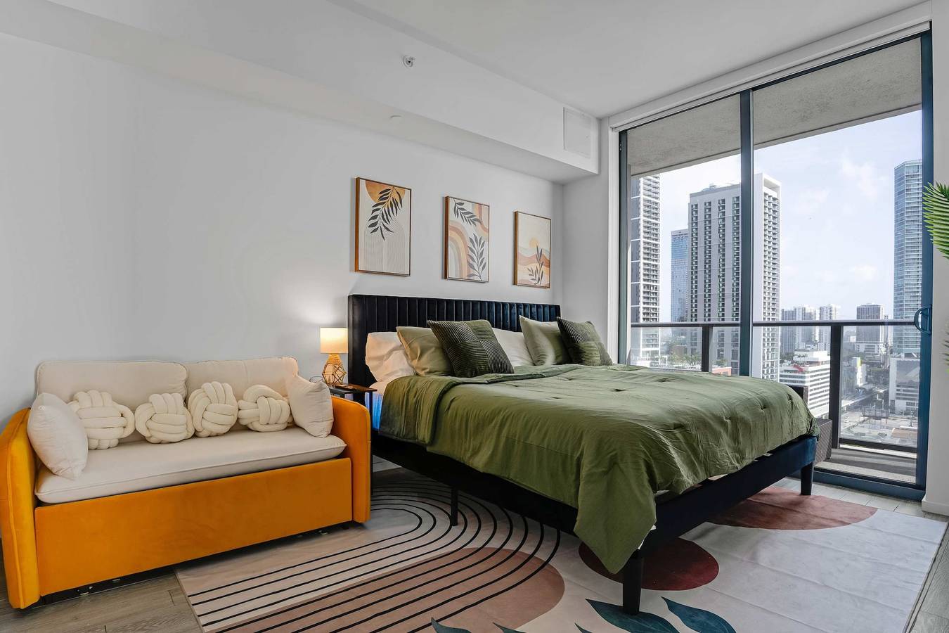 Apartamento inteiro, Downtown Miami 2Br Skyline Bay View Balcony Corner Suite | Luxe Pad in Miami, Flórida