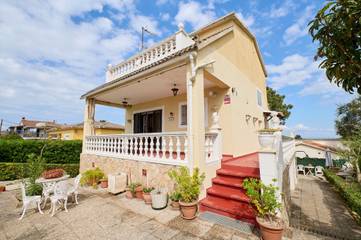 Villa for 8 People in Lloret Blau, Costa Brava, Photo 1