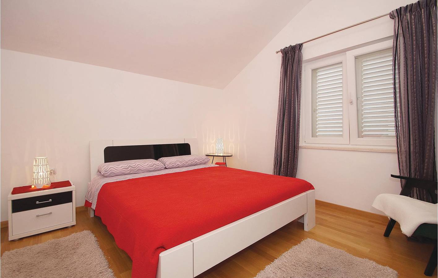 Ganze Ferienwohnung, Gemütliche Ferienwohnung mit Terrasse, WLAN und Parkplatz in Strandnähe in Račišće (Dalmatien), Korcula