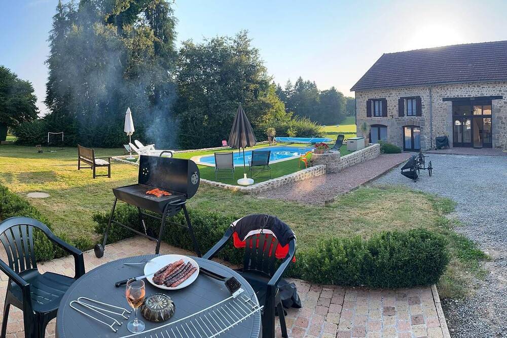 The Bleuet Gite in Saint-Dizier-Masbaraud, Guéret und Umgebung