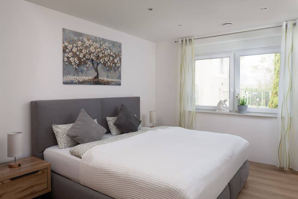 Ganze Wohnung, Ferienwohnung Kraichgaublick Erdgeschoss in Kraichgau