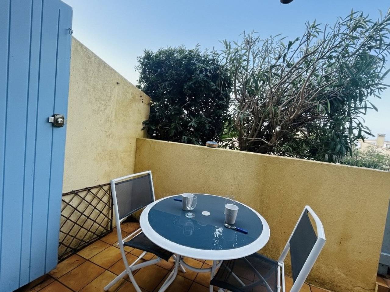 Entire apartment, Quiet studio with terrace and parking, Narbonne Beach in Narbonne Plage, Narbonne