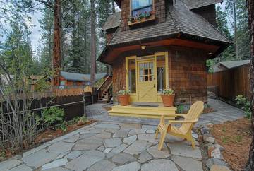 Log Cabin for 4 People in Kings Beach, Placer County, Photo 1