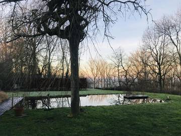 Maison d’hôte pour 3 personnes, avec terrasse et vue ainsi que jardin et piscine à Renaix