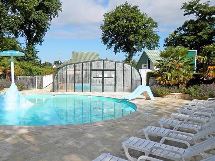 Tente pour 2 personnes, avec Bassin pour enfant en Normandie