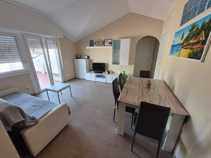 Appartamento per 5 persone, con Balcone e Terrazza nonché Panorama a Torvaianica