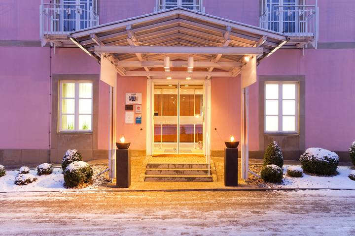 Hotel für 2 Personen, mit Balkon/Terrasse und Sauna, kinderfreundlich in Bad Steben - 4