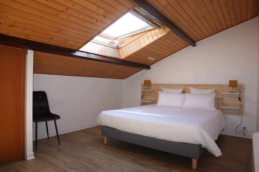 Apartamento entero, Apartment T3 (52 m²) close to Nantes  in Rezé, Nantes region