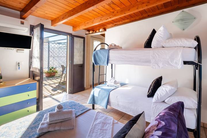 Boutique Villa – Loft Alma with Shared Terrace, Wi-Fi, and Air Conditioning in Porto Cesareo, Taranto-bugten