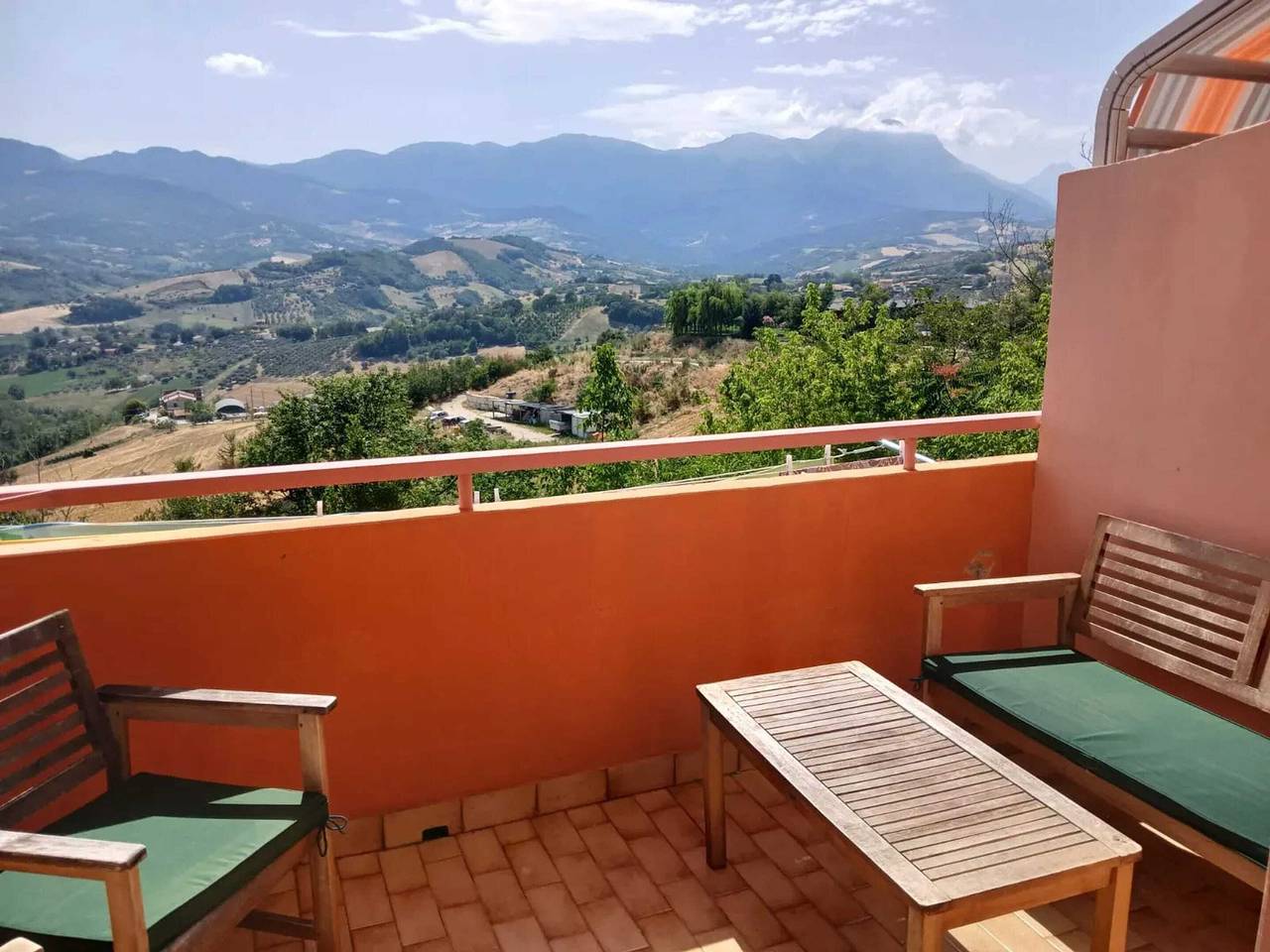 Ganze Wohnung, Schöne Wohnung mit Aussicht in Penne 103 m² in Penne, Gran Sasso