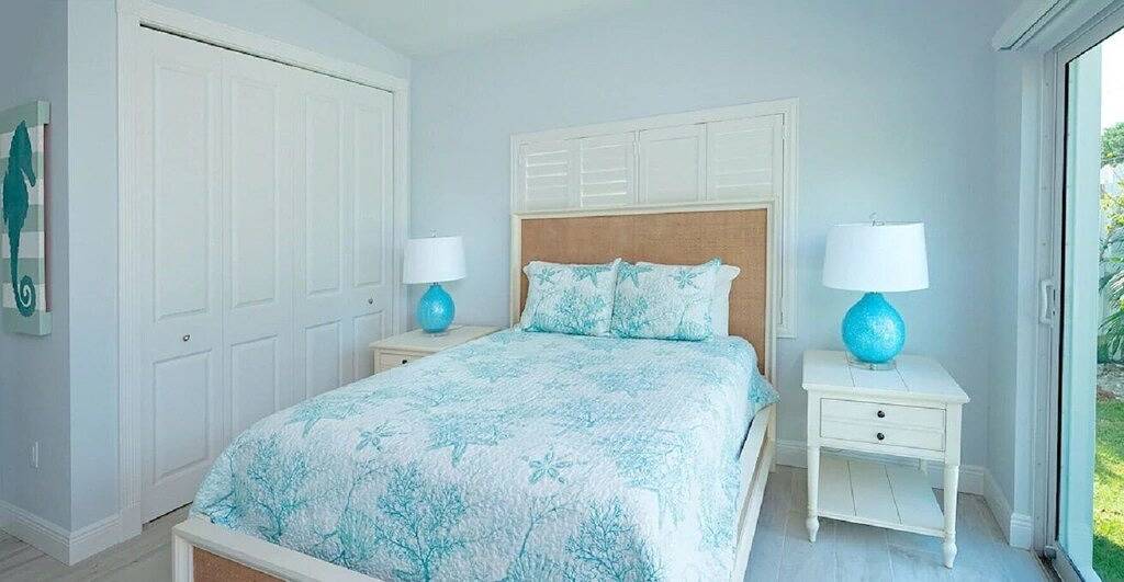 New Caribbean home. Resort access to pool in Upper Matecumbe Key, Islamorada