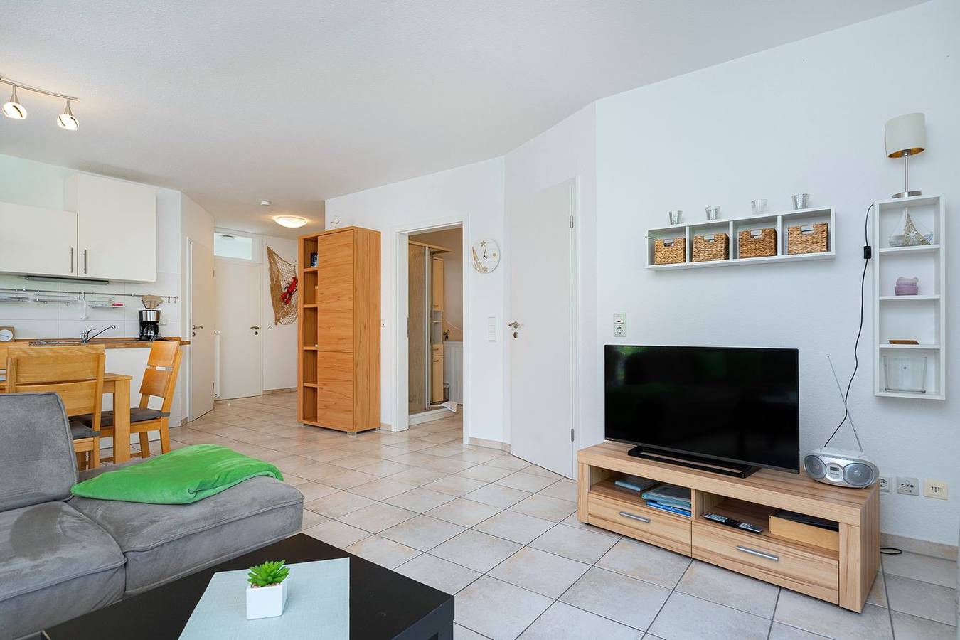 Ganze Wohnung, Ferienwohnung direkt am Wasser in Greetsiel, Krummhörn