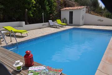 Cottage pour 8 personnes, avec jacuzzi à Aspremont
