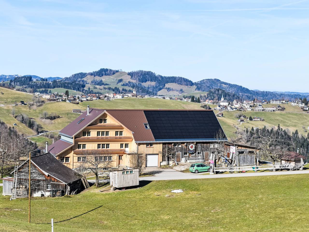Entire apartment, Ferienhof-Barenegg in Hemberg, Zurich Prealps