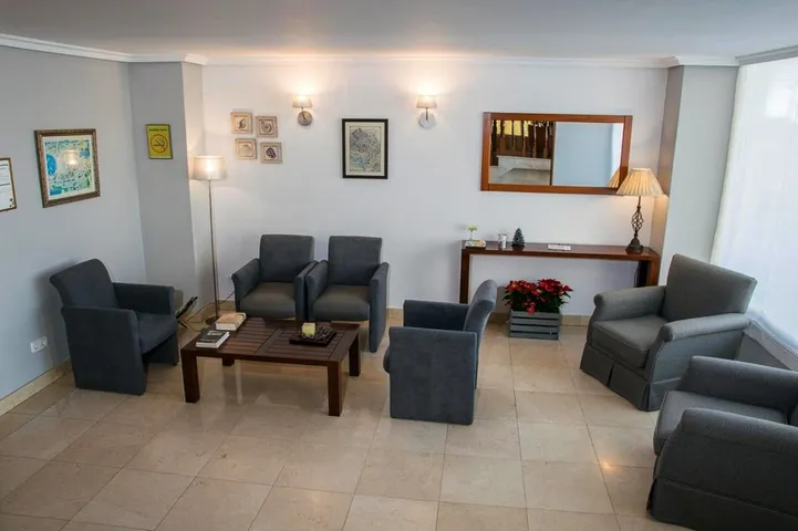 Hotel para 3 personas, con vistas - 1