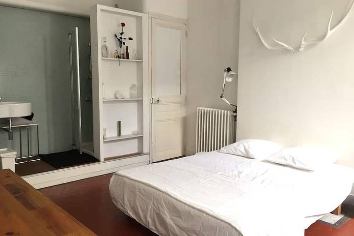 Location de vacances pour 2 personnes dans Gare De Marseille Saint Charles - 4