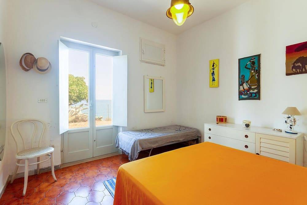 Pet friendly home in Trani with Wifi in Trani, Barletta-Andria-Trani