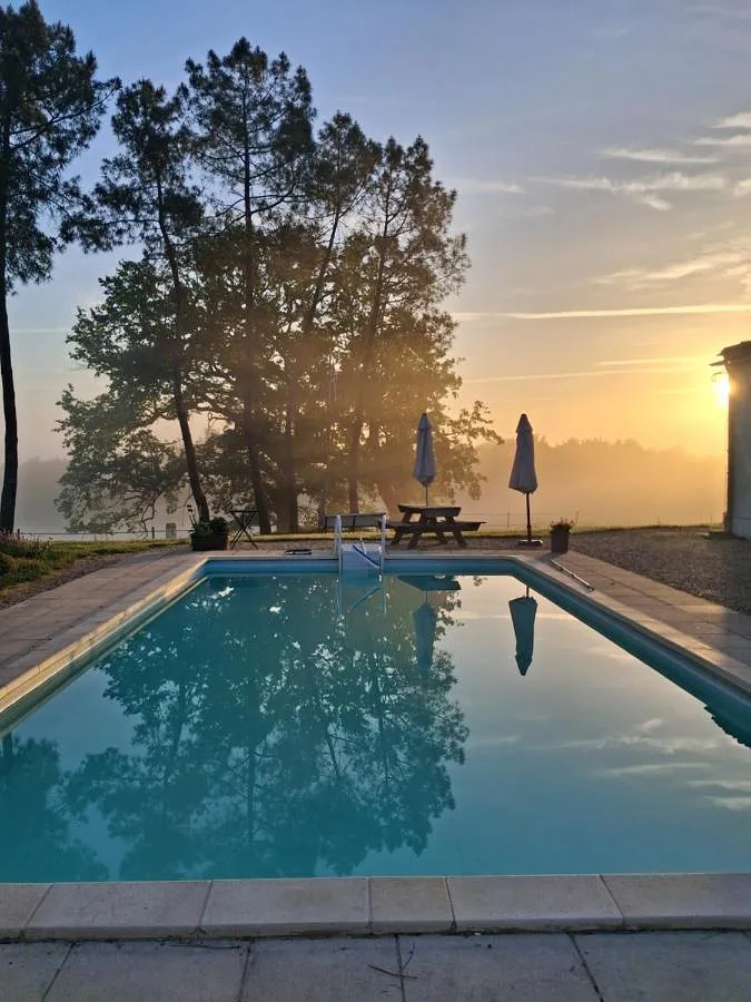 Ferienhaus für 6 Personen, mit Pool und Garten sowie Ausblick - 1