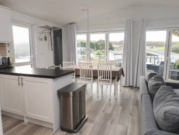 Chalet for 6 People in Abersoch, Gwynedd, Photo 4