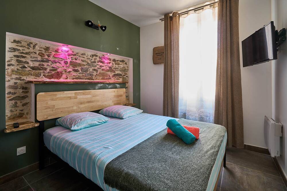 Appartement entier, Appartement Lumineux - 4 Personnes - Clim. in Carcassonne, Région de Carcassonne