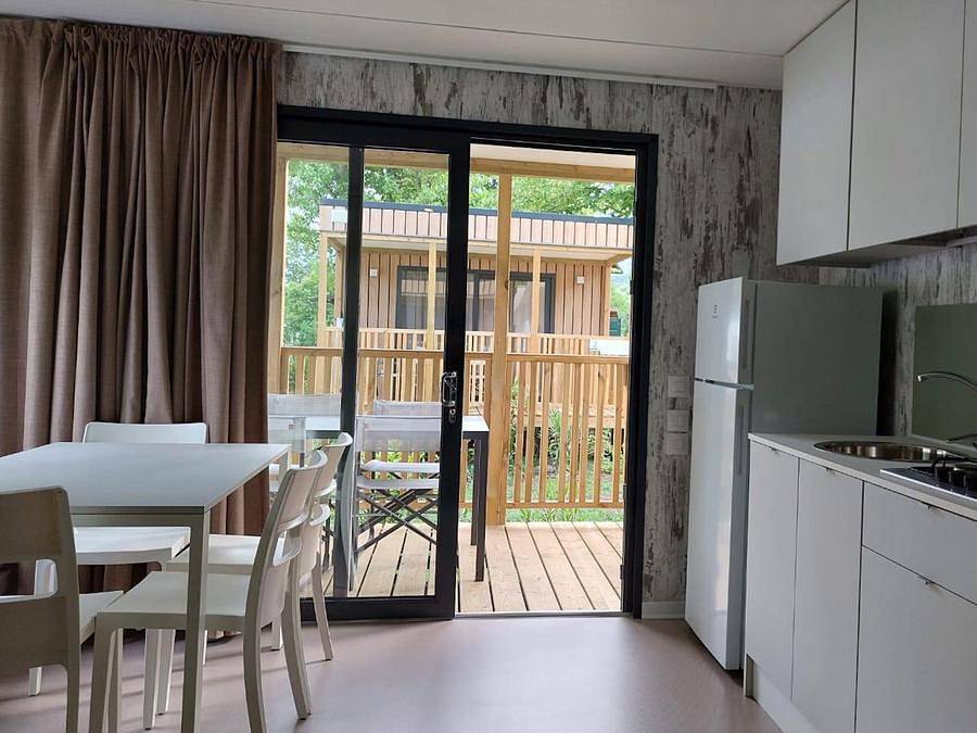 Weekend Glamping Resort - Mobilheim 5 personen - Cottage Next Xl Loggia in San Felice del Benaco, Gardasee-Berge