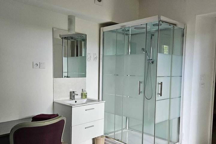 Gîte pour 13 personnes, avec jardin à Pertuis - 3