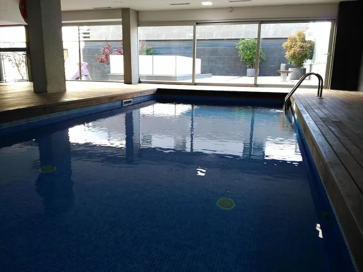 Apartamento de vacaciones para 6 personas, con terraza y piscina - 1