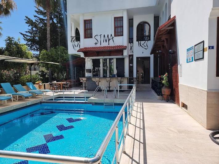 Ferienwohnung für 2 Personen, mit Kinderpool und Pool sowie Ausblick und Garten - 1