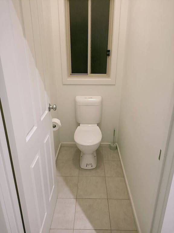 Comfortable 3-bedroom home with two car garage in Ballarat