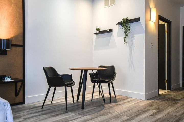 Hôtel pour 4 personnes, avec piscine et jacuzzi ainsi que terrasse et sauna dans Mont-Tremblant - 3