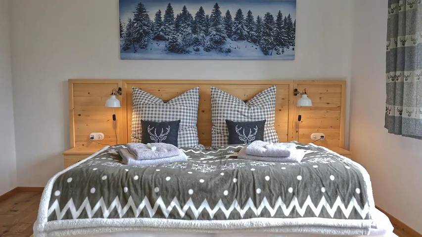 Chalet für 10 Personen, mit Whirlpool und Terrasse sowie Garten und Sauna im Thüringer Wald