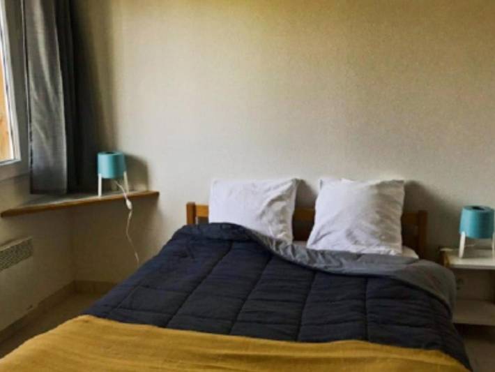 Location de vacances pour 6 personnes, avec terrasse et piscine à Saint-Gervais-d'Auvergne - 4