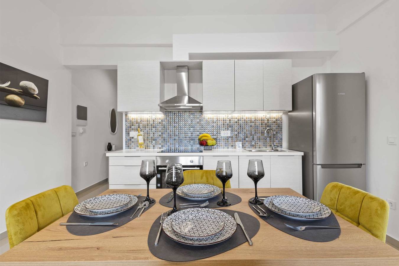 Geheel appartement, Vakantieappartement voor 3 personen met tuin in Daratsos, Chania en omgeving