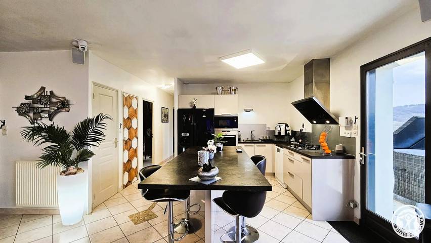 Gîte pour 6 personnes, avec terrasse à Meyssac - 2