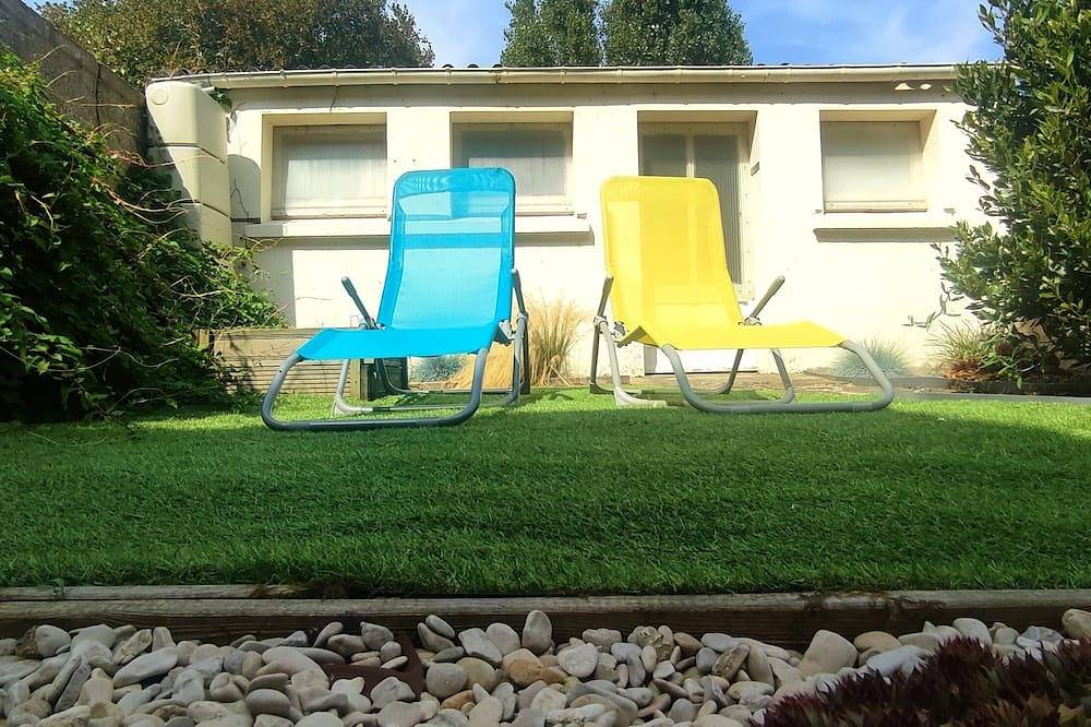 Entire apartment, Le petit chez soit in Le Portel, Boulogne-sur-Mer region