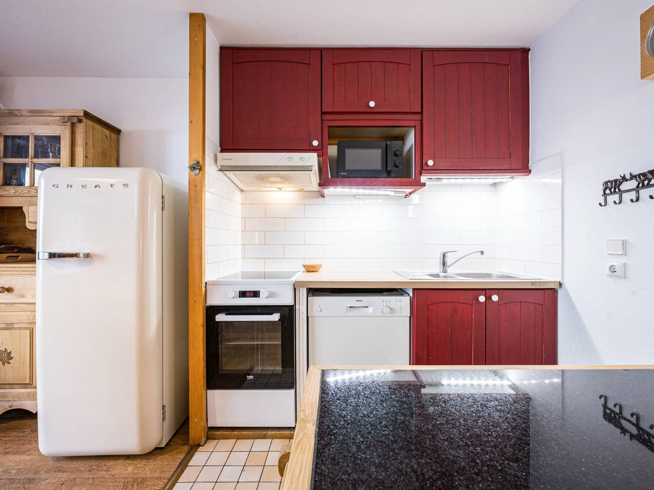 Geheel appartement, Apartment for 8, near slopes, parking included in Val-d'Isère, Massif de la Vanoise