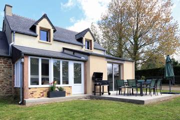 Location de vacances pour 8 personnes, avec terrasse et jardin dans Port-Bail-sur-Mer