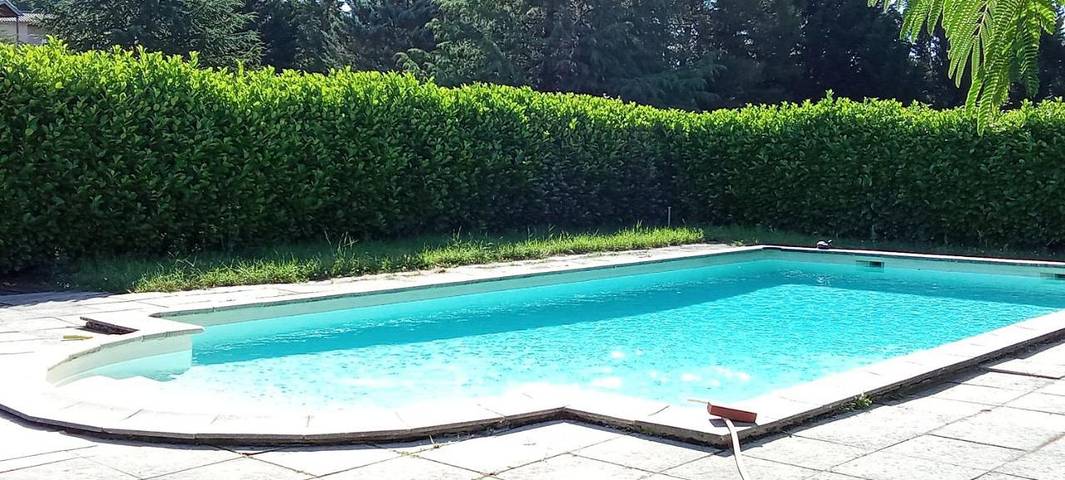 Gîte pour 3 personnes, avec vue ainsi que piscine et jardin à Lasalle - 4