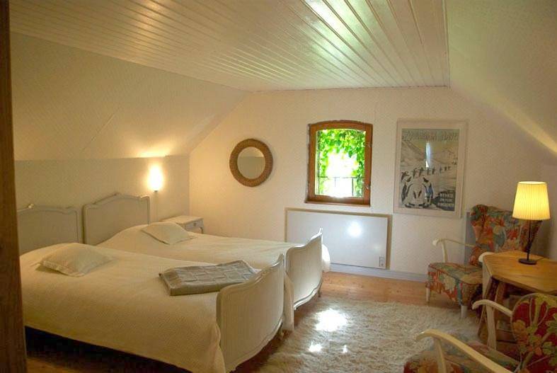 Twin Room with Shared Bathroom in Zweedse Oostzee