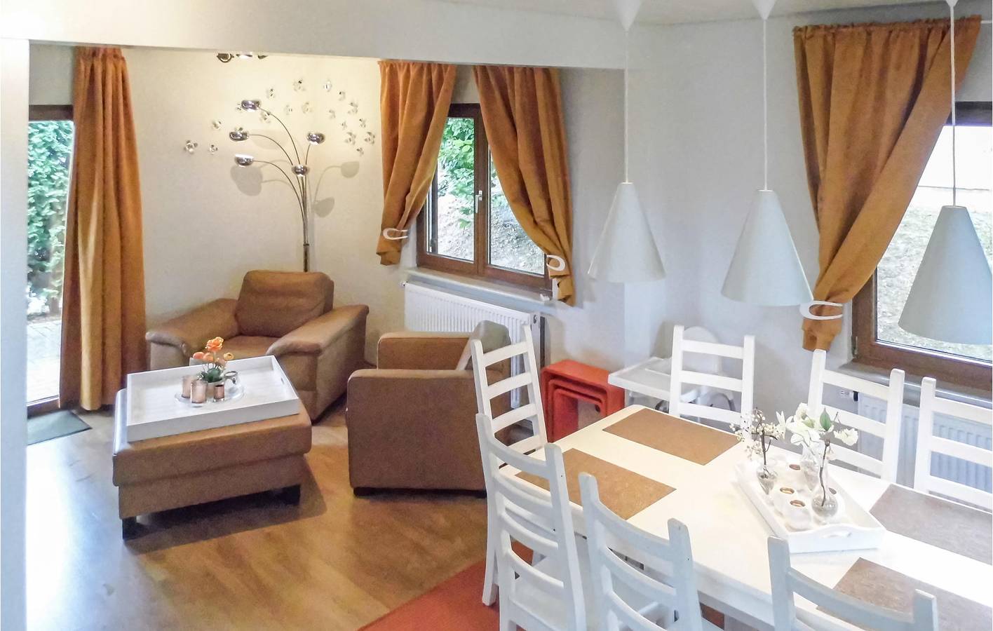 Gemütliche Wohnung mit WiFi, Sauna & Terrasse in Ibraaktué in Kirchheim, Knüllgebirge